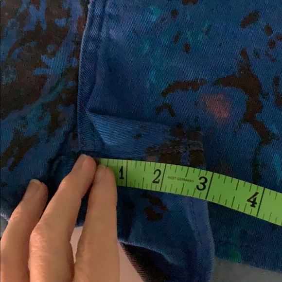 NWT Rock & Republic BLUE Jean shorts 8 - Picture 6 of 6